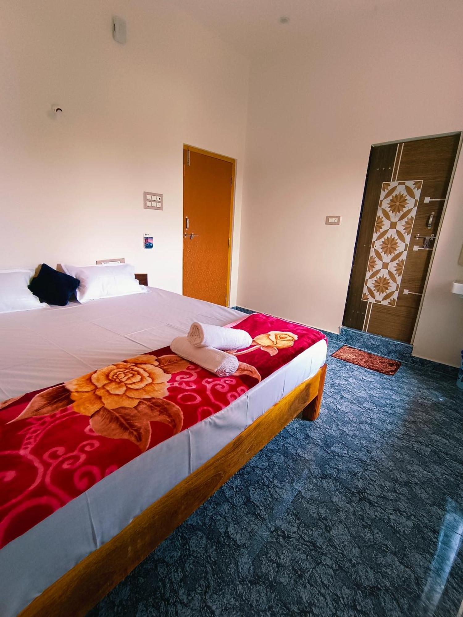 Hampi Anjana Home Stay Exteriér fotografie